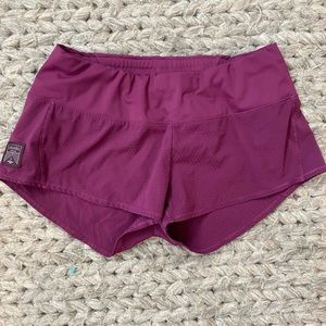 Oiselle Mac Rogas, size 4